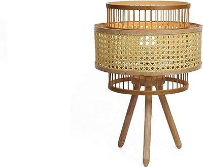 Décoration en bambou | lampe de table faite à la main avec base. Ne payez pas le prix fort, découvrez DIAYTAR COTE D'IVOIRE  ! Notre boutique en ligne généraliste vous propose une variété de produits discount, des essentiels pour la maison aux appareils électroniques, en passant par la mode et les gadgets. Bénéficiez de prix abordables et de promotions attractives pour réaliser des économies significatives sur vos achats en ligne.