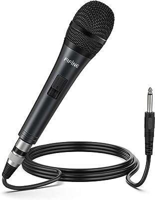 Microphone de karaoké à son dynamique cinq technologies microphone filaire portable avec interrupteur. DIAYTAR COTE D'IVOIRE, votre destination shopping idéale pour des produits discount de qualité. Explorez notre catalogue en ligne et trouvez tout ce dont vous avez besoin pour votre maison, de l'électroménager à la mode en passant par les gadgets innovants. Grâce à nos prix avantageux, économisez sans compromis sur la satisfaction de vos achats.