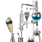 Ensemble d'unité de distillation de laboratoire d'extracteur d'huile équipement d'eau en verre d'expérimentation chimique avec flacon. DIAYTAR COTE D'IVOIRE  est la solution idéale pour les amateurs de bonnes affaires. Notre boutique en ligne propose une gamme complète de produits discount, allant des articles pour la maison à l'informatique, en passant par l'électroménager et la mode. Faites des économies sur vos achats tout en bénéficiant de produits de qualité chez DIAYTAR COTE D'IVOIRE .