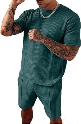 Ensemble t shirt veste et short d'entraînement de loisirs 2 pièces pour hommes. Ne dépensez pas plus que nécessaire - choisissez DIAYTAR COTE D'IVOIRE  pour vos achats en ligne. Parcourez notre vaste sélection d'articles discount, allant des produits pour la maison à l'électroménager, en passant par l'informatique, la mode et les gadgets, et profitez de remises exceptionnelles. Avec des prix aussi attractifs, vous pourrez économiser tout en vous offrant des produits de qualité.