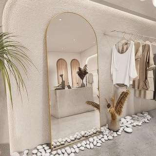L 63" x 20" miroir mural pleine longueur en alliage d'aluminium avec support pour placard. À la recherche de bons plans en ligne ? Ne cherchez pas plus loin que DIAYTAR COTE D'IVOIRE  ! Notre boutique généraliste vous propose une large gamme de produits discount, allant des articles pour la maison aux appareils électroménagers, en passant par l'informatique, la mode et les gadgets. Faites des économies tout en trouvant des produits de qualité, le tout en quelques clics seulement.