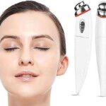 Skihzock masseur oculaire électrique raffermissant soin des yeux vibration appareil de beauté. Optez pour DIAYTAR COTE D'IVOIRE, votre boutique en ligne de confiance pour des achats à petits prix ! Découvrez notre catalogue diversifié comprenant des produits discount de qualité, allant de l'électroménager à la mode en passant par les gadgets. Profitez de nos offres exceptionnelles pour donner une nouvelle dynamique à votre quotidien sans vous ruiner.
