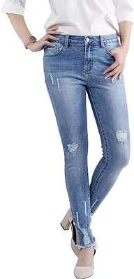 Jean déchiré taille haute coupe skinny pour femme bleu clair. Maximisez votre budget chez DIAYTAR COTE D'IVOIRE, votre destination en ligne pour des affaires imbattables. Nous vous offrons une gamme complète de produits discount, allant des articles de la maison à l'électroménager, de l'informatique à la mode. Faites des économies sans compromettre la qualité avec DIAYTAR COTE D'IVOIRE !