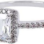 Bague de fiançailles de moonstone pour femme classique radiant avec pavé de zircons. Bienvenue sur DIAYTAR COTE D'IVOIRE, votre magasin en ligne préféré pour des offres imbattables sur une variété de produits. Faites des économies substantielles sur des articles de maison, d'informatique et d'électroménager, tout en découvrant les dernières tendances en matière de mode et de gadgets indispensables.