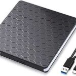 Lecteur dvd externe usb 3.0 type c cd +  rw optique slim. Plongez dans l'univers de DIAYTAR COTE D'IVOIRE, votre boutique en ligne généraliste spécialisée dans les produits discount. Explorez notre large variété d'articles allant de la maison à l'électroménager, en passant par l'informatique, la mode et les gadgets, le tout à des prix défiant toute concurrence. Profitez de notre expertise en matière de bonnes affaires et réalisez des économies significatives.