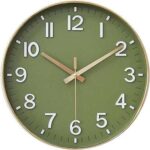Horloge murale silencieuse de 12 pouces sans tic tac pour salon. DIAYTAR COTE D'IVOIRE, la référence des bonnes affaires en ligne ! Explorez notre boutique et découvrez une sélection variée de produits, de la maison à l'informatique en passant par la mode et les gadgets. Profitez de nos prix compétitifs et achetez en toute confiance. Faites de DIAYTAR COTE D'IVOIRE  votre allié shopping, vous ne le regretterez pas.
