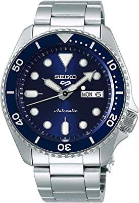Montre sport seiko 5 srpd51 pour homme argent 425 mm acier. Chez DIAYTAR COTE D'IVOIRE, nous vous proposons des offres folles sur une gamme complète de produits. Des articles indispensables pour votre maison, aux dernières tendances en matière de mode et de gadgets sensationnels, notre boutique en ligne saura satisfaire tous vos besoins à des prix compétitifs. Faites des affaires exceptionnelles dès maintenant !