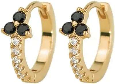 Petites boucles d'oreilles créoles en or jaune 24 carats ornées d'une. Choisissez DIAYTAR COTE D'IVOIRE  pour des produits discount de qualité supérieure livrés directement chez vous. Que vous recherchiez des appareils électroménagers fiables, des produits informatiques performants ou des articles mode à la pointe des tendances, nous avons tout ce dont vous avez besoin à des prix abordables.
