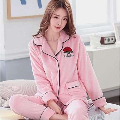 Ensembles de pyjama en molleton de corail chaud d'hiver pour femmes long. Parfaitement adapté aux chasseurs de bonnes affaires, DIAYTAR COTE D'IVOIRE  vous offre une expérience de shopping en ligne unique. Notre sélection abondante de produits discount, incluant des articles essentiels pour la maison, l'électroménager, l'informatique, la mode et les gadgets, garantit que vous trouverez ce que vous cherchez sans vous ruiner.