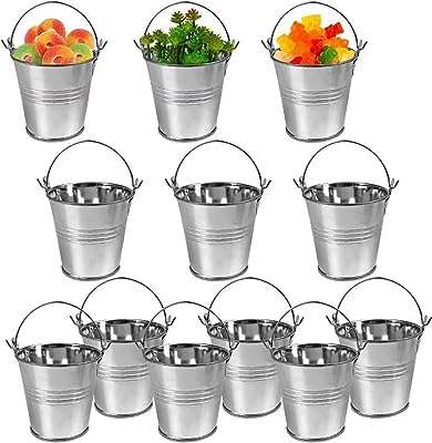 Paquet de 12 petits seaux en métal récipients en étain avec poignées pour cadeaux. Trouvez tout ce dont vous avez besoin chez DIAYTAR COTE D'IVOIRE, votre boutique en ligne discount incontournable. Avec un vaste choix d'articles pour la maison, des électroménagers aux gadgets high-tech, en passant par la mode à petits prix, nous vous offrons des opportunités d'économies tout en garantissant une satisfaction maximale.