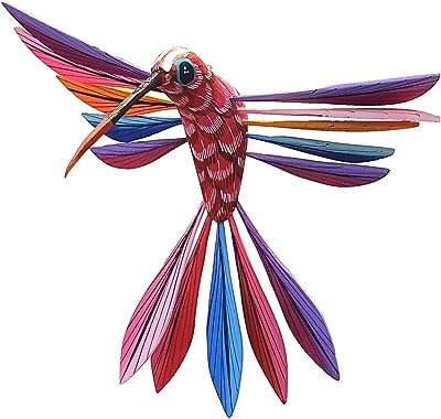 Sculpture en bois de colibri alibrije mexicain sculptée à la main. Faites des économies intelligentes sur DIAYTAR COTE D'IVOIRE, votre boutique en ligne de confiance. Avec notre large sélection de produits discount, incluant la maison, l'électroménager, l'informatique et la mode, vous trouverez tout ce dont vous avez besoin à des prix défiant toute concurrence. Ne manquez pas nos offres promotionnelles et commandez en toute simplicité dès maintenant!