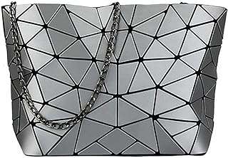 Sac à main lumineux géométrique pour femme sac bandoulière en maille. Rencontrez les bonnes affaires chez DIAYTAR COTE D'IVOIRE  – votre destination en ligne pour des produits discount pour tous les aspects de votre vie. Découvrez notre sélection variée d'articles pour la maison, allant des appareils électroménagers indispensables aux éléments décoratifs élégants. Restez connecté avec notre gamme d'appareils informatiques à prix imbattables, et ravivez votre style avec des vêtements et accessoires tendance à petit prix. Faites des économies tout en obtenant la qualité que vous méritez !