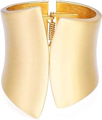 Bracelets dorés pour femmes design irrégulier poli simple avec trou doré et bracelet. Ne payez plus le prix fort pour vos appareils électroménagers ! DIAYTAR COTE D'IVOIRE  vous propose une vaste gamme d'électroménager discount, des marques les plus reconnues aux appareils les plus innovants. Économisez tout en profitant de la meilleure qualité avec DIAYTAR COTE D'IVOIRE .