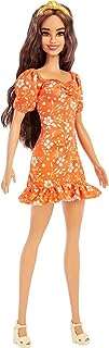 Poupée barbie fashionistas cheveux longs bruns ondulés bandeau robe à fleurs orange avec volants. Faites des économies sur tous vos achats avec DIAYTAR COTE D'IVOIRE . Notre boutique en ligne vous propose des articles de qualité à prix cassés, que ce soit pour votre maison, l'électroménager, l'informatique ou encore la mode. Ne cherchez plus ailleurs, les meilleures offres discount sont chez nous !