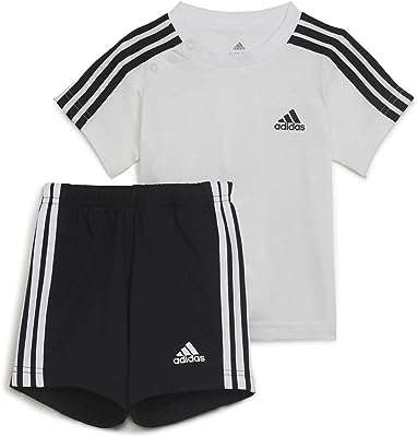 Ensemble de sport essentials unisexe pour enfant. À la recherche de bonnes affaires ? DIAYTAR COTE D'IVOIRE  est là pour vous aider ! Découvrez notre boutique en ligne remplie de produits discount, des dernières tendances en mode aux gadgets les plus recherchés. Ne manquez pas nos prix imbattables !