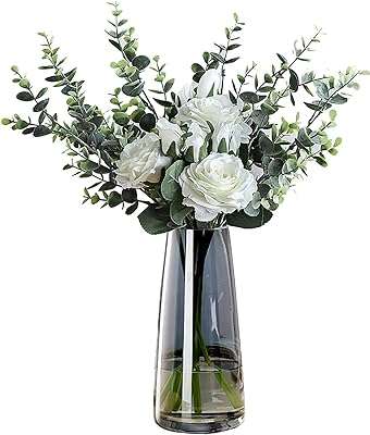Vase en verre transparent fait à la main design moderne grande. Trouvez les meilleurs bons plans chez DIAYTAR COTE D'IVOIRE, le go-to store en ligne pour tous vos besoins discount. Explorez notre large gamme de produits, des vêtements à la mode aux gadgets high-tech, et profitez de prix imbattables sans sacrifier la qualité !