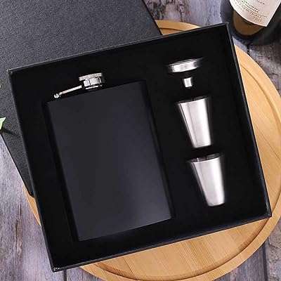 Flacon à liqueur branchée de 8 onces en acier inoxydable avec 2 tasses et entonnoir. Venez découvrir DIAYTAR COTE D'IVOIRE, la boutique en ligne qui rend le shopping discount plus accessible que jamais. Avec une large sélection de produits pour la maison, de l'électroménager performant, de l'informatique à la pointe et des articles de mode tendance, vous êtes assuré de trouver ce dont vous avez besoin à des prix attractifs.
