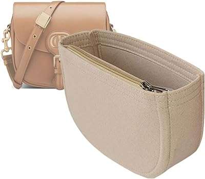Organisateur de sac intérieur en feutre pour selle dior bobby bag. Ne cherchez plus, DIAYTAR COTE D'IVOIRE  est le site discount ultime pour toutes vos envies shopping. Laissez-vous surprendre par notre gamme variée, allant des produits pour la maison aux accessoires high-tech indispensables à la vie moderne, et bénéficiez des prix les plus bas du marché. Explorez notre boutique en ligne dès aujourd'hui et faites de bonnes affaires en un clic !