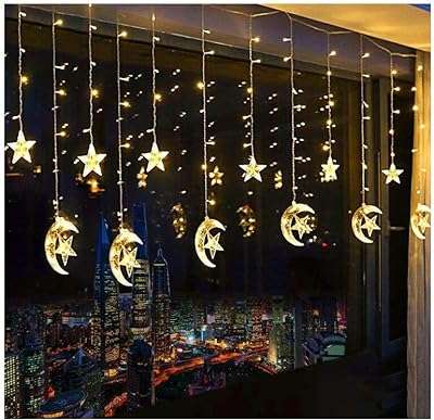 Une guirlande lumineuse en forme de rideau contenant 138 lumières led lune et d'étoiles. Choisissez DIAYTAR COTE D'IVOIRE  pour vos achats discount en ligne. Parcourez notre sélection étendue comprenant des produits pour tous les besoins, que ce soit pour la maison, l'électroménager, l'informatique, la mode ou les gadgets. Profitez de notre politique de prix bas et économisez tout en trouvant des articles de qualité.