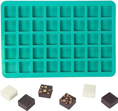 Moule à chocolat en silicone 40 cavités moule de cuisson carré 3d pour caramel. Découvrez DIAYTAR COTE D'IVOIRE, votre partenaire pour des économies maximales ! Parcourez notre large assortiment d'articles discount, allant des accessoires de maison à l'électroménager dernier cri, en passant par l'informatique, la mode tendance et les gadgets ludiques.