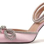 Escarpins à bride de cheville en strass pour femmes pointus. Vous recherchez des produits discount de qualité garantie ? Ne cherchez plus ! DIAYTAR COTE D'IVOIRE  propose une vaste sélection d'articles de maison, d'électronique, d'informatique, de mode et bien plus encore, le tout à des prix compétitifs pour satisfaire tous vos besoins.