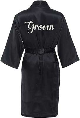 Élégante mariée marié" robe en satin pour homme cadeau de mariage. À la recherche de bonnes affaires ? DIAYTAR COTE D'IVOIRE  est là pour vous aider ! Découvrez notre boutique en ligne remplie de produits discount, des dernières tendances en mode aux gadgets les plus recherchés. Ne manquez pas nos prix imbattables !