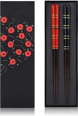 Baguettes japonaises en bois naturel de haute qualité style classique réutilisables 2 paires avec étui. Besoin de produits à petit prix ? Faites confiance à DIAYTAR COTE D'IVOIRE, la boutique en ligne idéale pour réaliser des économies sur tous vos achats. Parcourez notre catalogue de produits discount, de la maison à l'électroménager, en passant par l'informatique et la mode. Ne vous privez pas et profitez des meilleurs prix du marché en faisant vos emplettes chez nous !