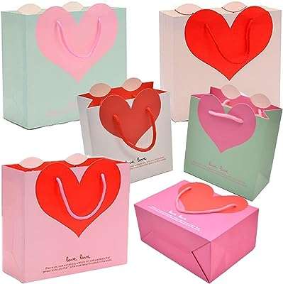 Yueser 6 pièces sac cadeau en papier coeur d'amour moyen motifs uniques de grand. DIAYTAR COTE D'IVOIRE, la référence en ligne pour des produits discount qui ne déçoivent pas. Parcourez notre vaste assortiment d'articles pour la maison, l'électroménager, l'informatique, la mode et les gadgets à des prix abordables. Trouvez tout ce dont vous avez besoin et économisez sans sacrifier la qualité grâce à notre boutique en ligne conviviale et sécurisée.