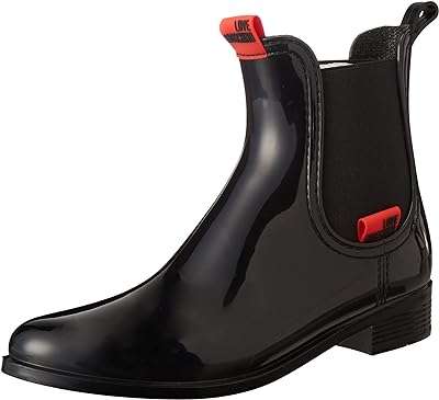 Love moschino precollezione primavera estate 2022 chaussures à la mode pour femmes. Ne payez pas le prix fort, optez pour DIAYTAR COTE D'IVOIRE  et économisez sur tous vos achats ! Notre boutique en ligne vous propose une large gamme de produits discount pour équiper votre maison, des meubles élégants aux derniers gadgets électroniques. Bénéficiez de réductions imbattables sur les appareils informatiques de pointe et restez tendance avec nos vêtements et accessoires à petits prix. Profitez d'une expérience d'achat sans stress avec une livraison rapide et un service client exceptionnel !
