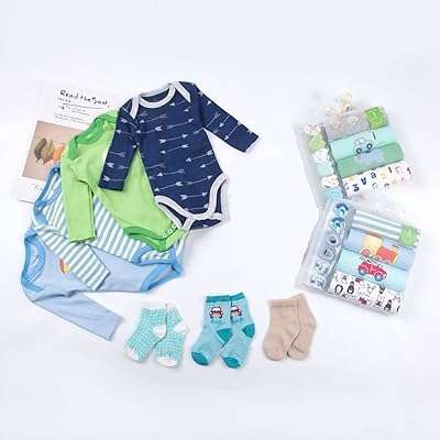 Coffret cadeau pour nouveau né garçon 4 pièces 3 paires de chaussettes. Découvrez DIAYTAR COTE D'IVOIRE, la boutique en ligne incontournable pour les chasseurs de rabais. Trouvez tout ce dont vous avez besoin, des articles pour la maison à l'électroménager, en passant par l'informatique et la mode, à des prix discount incroyables. Économisez tout en vous offrant ce dont vous avez besoin chez DIAYTAR COTE D'IVOIRE !