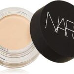 Anti cernes complet doux et mat chantilly de nars pour femme. Ne cherchez plus, DIAYTAR COTE D'IVOIRE  est là pour vous offrir les meilleurs deals en ligne ! Explorez notre vaste sélection de produits à prix réduits, incluant tout ce dont vous avez besoin pour votre maison, votre cuisine, votre garde-robe et bien plus encore. Profitez de nos offres discount sur les dernières tendances et économisez tout en restant à la pointe de la mode.