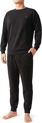 Ensemble de pyjama pour hommes david archie en polaire douce et en peluche. DIAYTAR COTE D'IVOIRE, votre solution idéale pour acheter en ligne tous les articles dont vous avez besoin. Parcourez notre vaste sélection de produits discount allant de l'électroménager à l'informatique, en passant par la mode et les gadgets, et économisez sur chaque achat. Faites-vous plaisir sans vous ruiner avec DIAYTAR COTE D'IVOIRE .