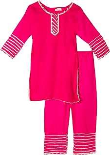 Ensemble chemisier et bas de fête pour enfants ensemble de robe traditionnelle. DIAYTAR COTE D'IVOIRE, la boutique en ligne qui rend l'achat discount facile et accessible à tous ! Parcourez notre catalogue varié qui regorge de produits discount pour la maison, l'électroménager, l'informatique ou encore la mode. Avec nous, vous profiterez de tarifs avantageux sans compromis sur la qualité, le tout, depuis le confort de votre foyer.