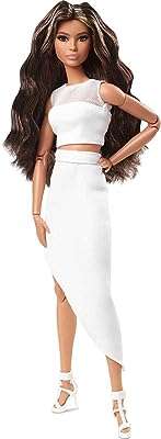 Barbie original cheveux bruns de made to move basics cadeau pour enfants. Faites des économies substantielles sur DIAYTAR COTE D'IVOIRE ! Parcourez notre catalogue en ligne et découvrez une gamme complète de produits de la maison à l'électroménager, de l'informatique à la mode en passant par les gadgets, tous proposés à des prix discount exceptionnels.