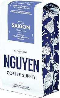 Grains de café de saigon mélange moulu foncé de robusta arabica poivré 12oz. Découvrez DIAYTAR COTE D'IVOIRE, votre boutique en ligne généraliste offrant une sélection impressionnante de produits discount. Que vous recherchiez des articles pour votre maison, des appareils électroménagers à la pointe de la technologie, des équipements informatiques ou même les dernières tendances de la mode et les gadgets les plus cool, nous avons tout ce dont vous avez besoin, à des prix incroyablement bas !