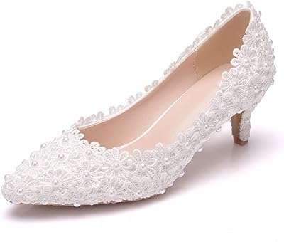 Chaussures de mariage pour femmes talons bas de 5 cm dentelle perles. DIAYTAR COTE D'IVOIRE, le site qui rend le shopping abordable pour tous ! Découvrez des offres incroyables sur une variété de produits essentiels, de la maison aux dernières tendances mode, en passant par l'électroménager et l'informatique. Ne manquez pas nos offres limitées et économisez gros sur vos achats en ligne !
