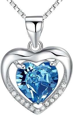 Elements collier avec pendentif double cœur en argent sterling 925. Ne ratez pas les bonnes affaires chez DIAYTAR COTE D'IVOIRE, votre boutique en ligne discount pour tous vos besoins. Explorez notre gamme complète de produits pour la maison, l'électroménager, l'informatique, la mode et les gadgets, et profitez des meilleurs prix du marché sans compromis sur la qualité.