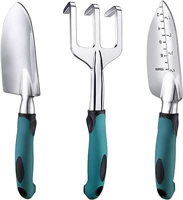 Ensemble d'outils de jardin outils de jardinage robustes en fonte d'aluminium avec poignée. DIAYTAR COTE D'IVOIRE  is your ultimate destination for discount shopping, providing a diverse range of products that cater to your everyday needs. With everything from essential home appliances to state-of-the-art electronics, trendy fashion pieces, and inventive gadgets, our online store offers unbeatable prices without compromising on quality.