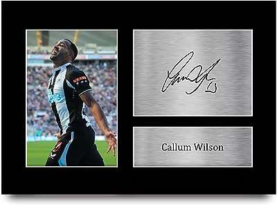 Hwc trading signature autographe photo signée callum wilson newcastle united par les fans de football. Ne payez pas le prix fort, optez pour DIAYTAR COTE D'IVOIRE  et économisez sur tous vos achats ! Notre boutique en ligne vous propose une large gamme de produits discount pour équiper votre maison, des meubles élégants aux derniers gadgets électroniques. Bénéficiez de réductions imbattables sur les appareils informatiques de pointe et restez tendance avec nos vêtements et accessoires à petits prix. Profitez d'une expérience d'achat sans stress avec une livraison rapide et un service client exceptionnel !