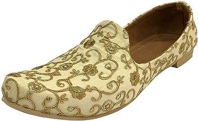 Punjabi jutti hommes mujari sherwani jooti chaussures de mariage marié jalsa. DIAYTAR COTE D'IVOIRE  est votre guichet unique pour des produits discount de haute qualité. Parcourez notre large sélection d'articles, allant des appareils électroménagers essentiels aux produits informatiques, en passant par les accessoires mode et les gadgets dernier cri, tout en profitant de prix imbattables.