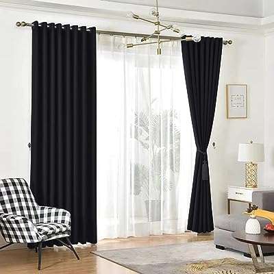 Rideau occultant pour chambre à coucher ombrage thermique complet rideaux de sécurité pour la protection. DIAYTAR COTE D'IVOIRE  vous ouvre les portes d'un univers de bonnes affaires. Découvrez notre large gamme de produits discount, allant des indispensables de la maison aux dernières tendances mode, en passant par les gadgets innovants. Profitez d'offres exceptionnelles et de prix imbattables pour des achats malins et éclairés.