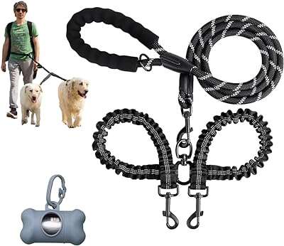 Laisse double pour chien extension de laisse élastique sans enchevêtrement. DIAYTAR COTE D'IVOIRE, votre boutique en ligne de confiance pour tous vos besoins en produits discount. Parcourez notre sélection minutieusement choisie pour trouver des articles de qualité pour la maison, l'électroménager, l'informatique, la mode et les gadgets, le tout à des prix avantageux. Simplifiez vos achats en ligne avec DIAYTAR COTE D'IVOIRE  et réalisez des économies dès maintenant.