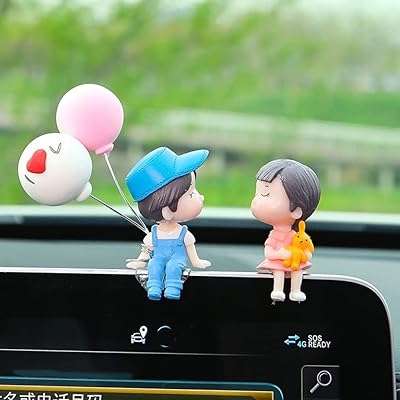 Samoo mignon couple décoration de voiture décorations de tableau de bord joli couple dessin animé avec ballon. Achetez intelligemment chez DIAYTAR COTE D'IVOIRE  et profitez de notre vaste sélection de produits discount. De la décoration pour votre maison aux ustensiles de cuisine en passant par les appareils électroménagers, notre boutique en ligne généraliste vous offre la possibilité de faire des économies tout en vous procurant des produits de qualité.