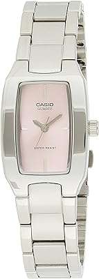 Montre habillée analogique casio ltp 1165a 4c pour femme avec bracelet argenté. À la recherche de produits discount de qualité ? Ne cherchez plus ! DIAYTAR COTE D'IVOIRE  vous propose une sélection variée d'articles pour la maison, l'électroménager, l'informatique et la mode à des prix imbattables. N'hésitez plus et faites des économies en optant pour nos offres attractives !