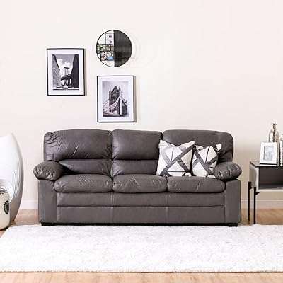 Danube home impress canapé 3 places en simili cuir au design. Simplifiez vos achats en ligne avec DIAYTAR COTE D'IVOIRE . Notre boutique généraliste propose des produits dégriffés dans tous les domaines, de la maison à l'informatique, en passant par la mode. Bénéficiez de prix compétitifs sans faire de compromis sur la qualité.