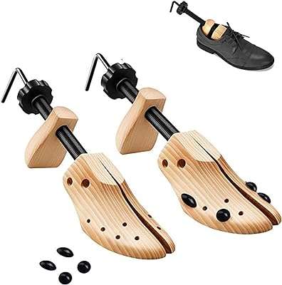 Paire d'embauchoirs à chaussures en bois réglables pour hommes et femmes. Rencontrez les bonnes affaires chez DIAYTAR COTE D'IVOIRE  – votre destination en ligne pour des produits discount pour tous les aspects de votre vie. Découvrez notre sélection variée d'articles pour la maison, allant des appareils électroménagers indispensables aux éléments décoratifs élégants. Restez connecté avec notre gamme d'appareils informatiques à prix imbattables, et ravivez votre style avec des vêtements et accessoires tendance à petit prix. Faites des économies tout en obtenant la qualité que vous méritez !