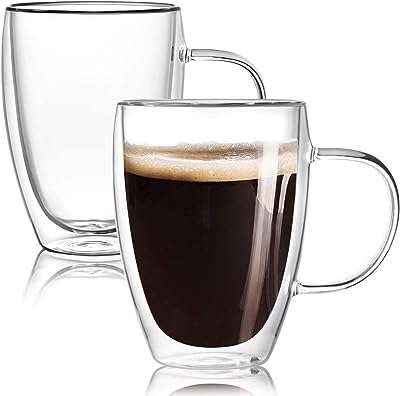 Paquet de 2 tasses à café en verre double paroi avec poignée. DIAYTAR COTE D'IVOIRE  - le paradis du shopping à prix cassé ! Parcourez notre catalogue en ligne et découvrez une multitude de produits à prix discount, allant des articles de la maison aux gadgets high-tech les plus branchés. Profitez de taux de remise incroyables sur tous vos achats.