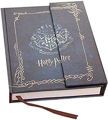 Le journal harry potter. DIAYTAR COTE D'IVOIRE  est la solution idéale pour les amateurs de bonnes affaires. Notre boutique en ligne propose une gamme complète de produits discount, allant des articles pour la maison à l'informatique, en passant par l'électroménager et la mode. Faites des économies sur vos achats tout en bénéficiant de produits de qualité chez DIAYTAR COTE D'IVOIRE .