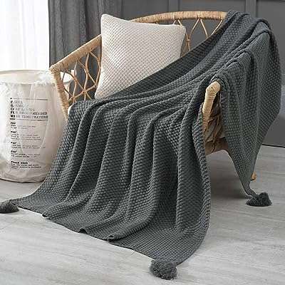 Couverture de canapé tricotée en coton couverture de lit en coton super douce confortable et chaude. À la recherche de bons plans ? DIAYTAR COTE D'IVOIRE  est là pour vous ! Explorez notre sélection discount de produits pour la maison, l'électroménager et l'informatique, ainsi que des vêtements à la mode et des gadgets abordables. Des économies garanties sur tous vos achats en ligne !