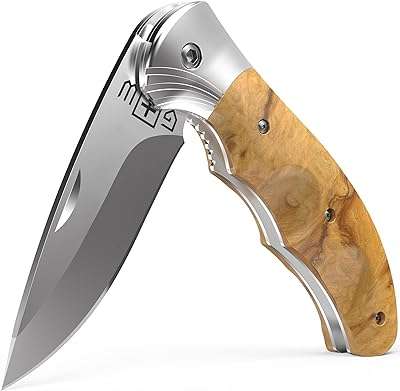 Couteau de poche pliant pour homme avec manche en bois et lame. Besoin de renouveler votre intérieur ou de vous équiper en nouvelles technologies à prix cassés ? Ne cherchez plus, DIAYTAR COTE D'IVOIRE  a tout ce qu'il vous faut ! Notre boutique en ligne propose une variété impressionnante de produits discount, alliant qualité et prix compétitifs dans des domaines tels que l'électroménager, la mode, l'informatique et bien plus encore.
